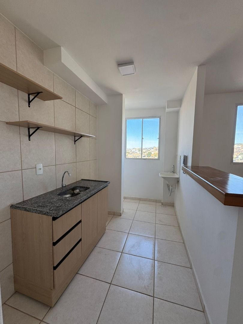 Apartamento com 2 dormitórios à venda, 56 m² por R$ 265.000 - Maria da Conceição - Contagem/MG